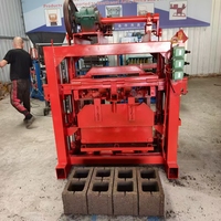 Machine à fabriquer des briques avec mécanisme de réduction de vitesse, briques creuses à deux trous de 8 pouces, 4 pièces