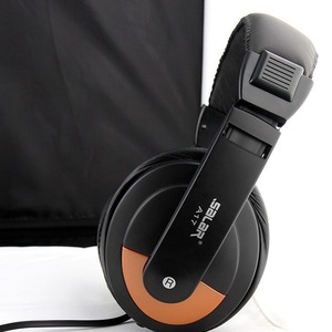 Auriculares Salar A17 Over-Ear con micrófono para juegos y uso en computadora - Product Image 3