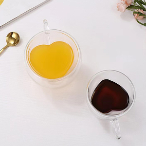 Taza de cristal de doble pared <span class=keywords><strong>con</strong></span> forma de corazón creativa de lujo 180ml/240ml café/jugo de <span class=keywords><strong>leche</strong></span> resistente al calor de borosilicato alto - Product Image 3