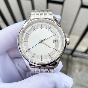 Montre-bracelet de luxe et élégante en acier inoxydable de 41 mm avec aiguille calendrier, mouvement mécanique entièrement automatique de haute qualité. - Product Image 1