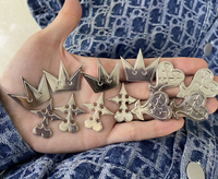 Al por mayor, hebillas de aleación de lujo personalizadas, dijes colgantes, pines decorativos y accesorios brillantes para zuecos y zapatos, a granel