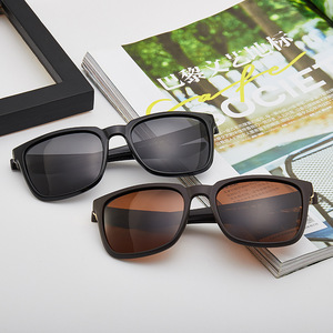 Outdoor Fishing <b>Sunglasses</b> Oversized <b>Square</b> <b>Frame</b> Gold/Green TAC Lenses Custom Logo Printing UV400 Polarized <b>Sunglasses</b> - Product Image 3