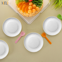 Ensemble de vaisselle jetable en papier Xieli Indonésie, assiettes en papier écologiques, assiettes en papier blanches