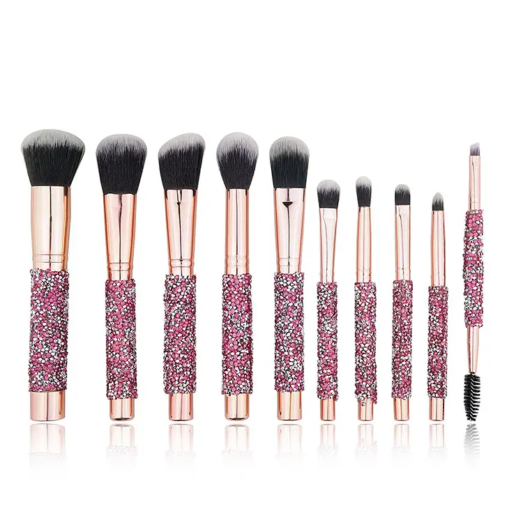 New Fashion Trend Luxury Glitter Pink Bling Makeup Brush Set Diamond Glam High Quality Handle Unique Makeup Brushes