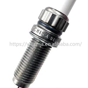 <span class=keywords><strong>Bougie</strong></span> <span class=keywords><strong>d</strong></span>'<span class=keywords><strong>allumage</strong></span> <span class=keywords><strong>d</strong></span>'origine YL01720080 ZR6S1332 pour <span class=keywords><strong>Peugeot</strong></span> 2008 Citroën C3 EB2ADTS 1.2THP Euro 6.3 - Product Image 6