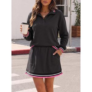 Ensemble de survêtement pour femme personnalisé, 2 pièces, manches longues, col chemise, mini-jupe, noir avec bordure rose - Product Image 5