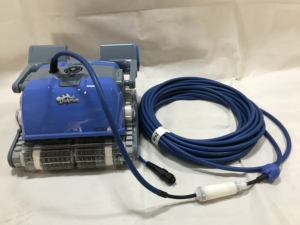 Vente chaude de haute qualité Dauphin Robot de nettoyage <span class=keywords><strong>M500</strong></span> Robot nettoyeur de piscine Robot nettoyeur de piscine - Product Image 4