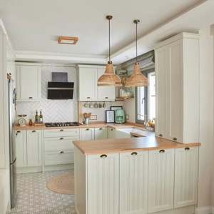 Personnalisation de meubles sur mesure, style moderne, frais et chaleureux, pour villas/grands espaces, design îlot, armoires ouvertes, rangement complet - Product Image 6