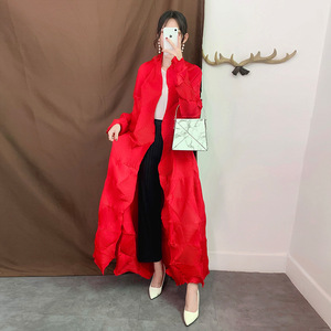 PY Gabardina Plisada Estilo Coreano Casual para Mujer, Elegante con Volantes Texturizados, Ropa Larga al por Mayor para Bazar - Product Image 2