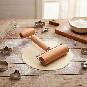 Rodillo de Madera de Haya Ecológico Antiadherente Más Vendido con Grabado Personalizado, Accesorio para Tabla de Repostería, Herramientas de Repostería Aptas para Lavavajillas - Product Image 1