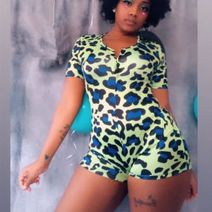 Özel Tasarım ODM OEM Kadın Logolu Baskılı Moda Lüks Pijama Tulumu Bayan Seksi Tek Parça Tulum Bodysuit Örme Kumaş - Product Image 4