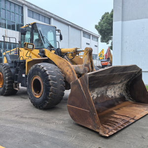 Chargeur sur pneus KOMATSU WA470 d'occasion du Japon avec chargeur sur pneus avant de haute qualité à vendre - Product Image 1