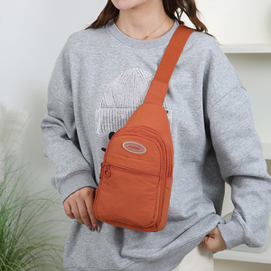 Women's Chest Bag Multiple Pockets Water Resistant Nylon Crossbody Bag For Everyday Use Casual Style - Product Image 3