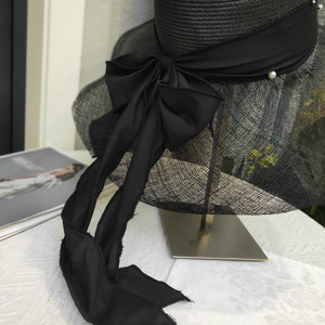 Nuovo Cappello da Donna alla Moda 2022 in Paglia <span class=keywords><strong>di</strong></span> <span class=keywords><strong>Carta</strong></span> Nera con Tesa Larga in Sinamay per Chiesa, Derby del Kentucky, Cerimonie, Feste del Tè, Matrimoni e Protezione Solare - Product Image 4