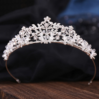 Nouvelles couronnes de concours de beauté en cristal de strass, grandes, en alliage, scintillantes, vignes de mariée, diadème, accessoires de mariage exquis en perles, vente en gros