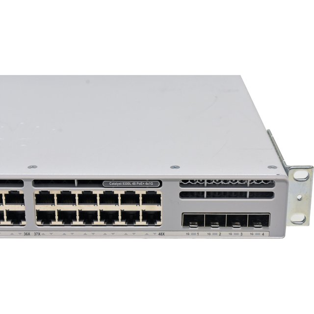 In Stock C9300L-48P-4G-E 48 Port Gigabit PoE Switch Layer 3 Managed 4x1G SFP Uplinks Network Essentials