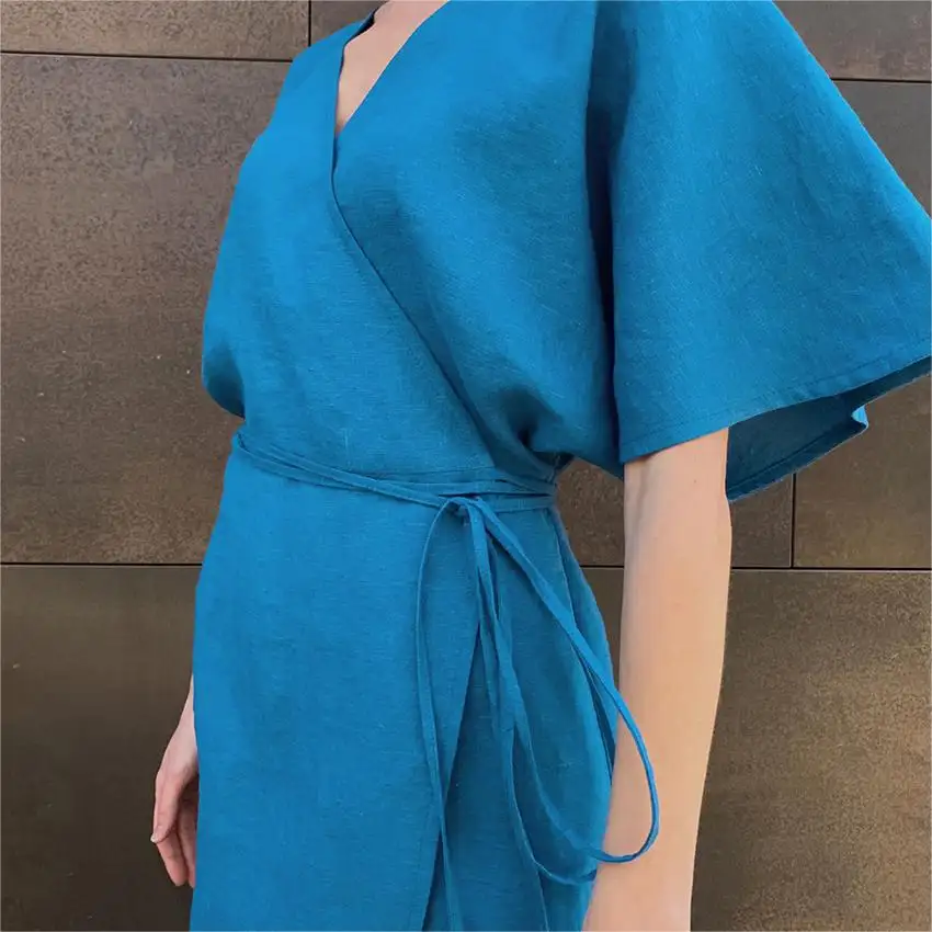 Vêtements personnalisés Mini robe d'été décontractée en coton et lin à taille courte et manches naturelles pour femmes, couleur unie, col en V, OEM, avec ceintures