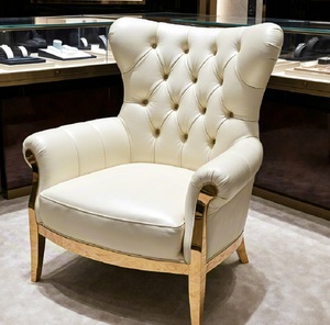 <span class=keywords><strong>Fauteuil</strong></span> <span class=keywords><strong>Chesterfield</strong></span> de luxe capitonné en <span class=keywords><strong>cuir</strong></span> véritable avec accoudoirs, pieds en acier inoxydable doré, chaise de réception haut de gamme pour - Product Image 1