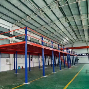 Piano mezzanino resistente con capacità di carico Multi-ton, progettato per supportare scaffalature e attrezzature per <span class=keywords><strong>Pallet</strong></span> industriali - Product Image 1