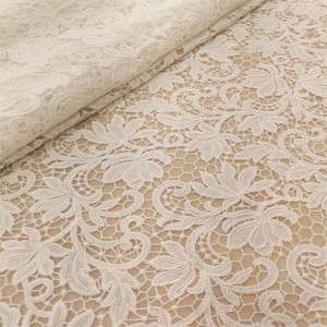 2024年売れ筋アイテム重工業水溶性レースフランス高級ウェディングレーススイスギプレドレスレース生地 - Product Image 3