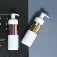 Bouteille en plastique PET argentée blanche personnalisée à double couche de 100 ml/120 ml/150 ml/50 g avec pompe à lotion et pot au design unique pour shampoing