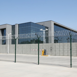 Alambre de púas para cercas de aeropuertos/cárceles, postes tipo Y, barandas de protección, antiescalada, resistente al viento, redes protectoras resistentes a la corrosión - Product Image 1