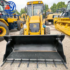 Chargeuse-pelleteuse JCB 3CX d'occasion à vendre, chargeuse-pelleteuse 3CX haute performance, parfaite pour divers projets de terrassement - Product Image 3