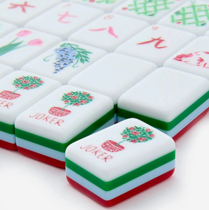Modern Style American <b>Mahjong</b> <b>Set</b> Red White Acrylic Tiles with Jokers and Dragons Portable 4-Player Card Game - Product Image 3