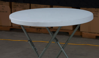 Petite table pliante ronde en plastique d'extérieur de 80cm à vendre