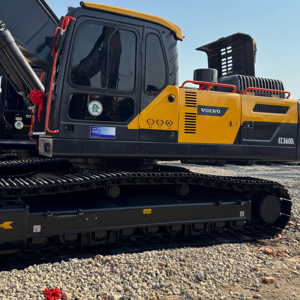 Excavatrices sur chenilles hydrauliques Volvo EC360 EC350 EC300 d'occasion de haute qualité, très demandées, 37 tonnes, équipement de construction d'occasion, EPA CE - Product Image 3