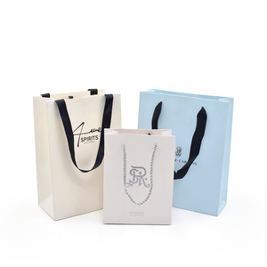 Sacs cadeaux en carton <span class=keywords><strong>kraft</strong></span> rose recyclable de marque pour mariages, anniversaires, célébrations, ajoutant une élégance intemporelle, logo <span class=keywords><strong>personnalisé</strong></span> - Product Image 2
