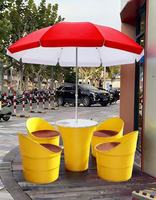 Ensemble table et chaises en PP durable, léger et moderne, non pliable, résistant à l'eau, pour l'extérieur, jardin, cour et balcon