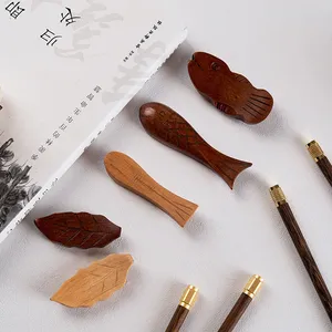 Soporte Reutilizable de Madera para Palillos, Cuchara y Tenedor con Forma de Hoja de Pescado, Moderno Soporte Japonés para Sushi, Utensilios de Cocina - Product Image 4