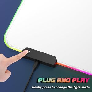Tapis de souris de jeu blanc RVB imprimé personnalisé FLAME SNAKE avec lumière LED 30X80 CM - Product Image 5