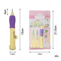 Kit de bricolage pour broderie : Ensemble de poinçons à broder avec 3 tailles d'aiguilles, stylo et accessoires de couture