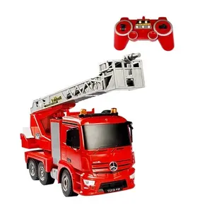4 м Функция имитации распыления воды 1:20 rc пожарная машина игрушка со звуком сирены