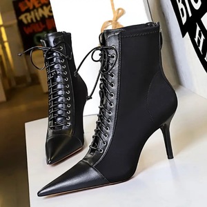 รองเท้าบูทผู้หญิงรุ่นใหม่ รองเท้าบูทส้นเข็มแบบมีสายรัดสูง 8 ซม. สำหรับผู้หญิง ฤดูหนาว - Product Image 1