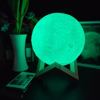Lámpara de Luna 3D Atenuable con Control Remoto, Lámpara de Luna Recargable con 16 Colores Cambiantes, Decoración de Mesa, Base de Madera, Luz Nocturna de Luna