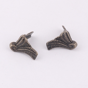 木制首饰盒用金属小脚护角 - Product Image 5
