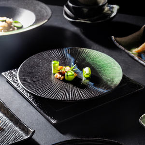 Vaisselle en céramique <span class=keywords><strong>Horeca</strong></span>, vaisselle coréenne, assiettes plates en porcelaine noire et verte, bols à soupe japonais, plats à sushi, ensembles de vaisselle uniques - Product Image 3