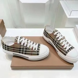 2026 <b>Top</b> Quality Designer Shoes Men's Original Luxury Shoes Women Sneakers Men High Quality Popular Designer Shoes - Product Image 2