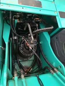 Pelle sur chenilles Kobelco SK210-6 certifiée CE de 21 tonnes d'occasion modèle 2018 avec pompe à engrenages de boîte de vitesses-Stock de forte puissance - Product Image 5