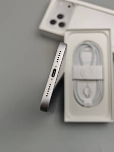 Nouveau 2025 17 Pro Max Argent 5G Smartphone Octa Core IOS Batterie 8000mAh Écran 6.9 pouces Single SIM + eSIM Appareil photo haute performance IA - Product Image 6