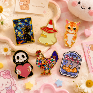 Broche chaton mignon pour vêtements, épinglette en émail souple, badge en alliage de zinc, épingles de revers, épingles pour sacs à dos, bijoux, accessoires, cadeaux pour femmes et hommes - Product Image 1
