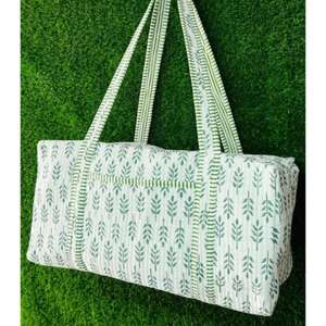 Bolsa de lona grande, bolsa de almacenamiento de algodón, bolsa de viaje acolchada hecha a mano, bolsa de hombro de tamaño estándar con estampado de bloques, bolsa de compras estilo boho. - Product Image 2