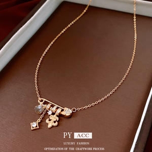 Collier avec pendentif <span class=keywords><strong>ancre</strong></span> <span class=keywords><strong>de</strong></span> <span class=keywords><strong>bateau</strong></span> en zircon incrusté <span class=keywords><strong>de</strong></span> plaqué or véritable, design personnalisé, chaîne <span class=keywords><strong>de</strong></span> clavicule, méthode solide, tempérament - Product Image 4