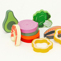 Set Pembuat Salad Kayu UBM dengan Mangkuk, Irisan Sayuran, Botol Saus, Permainan Peran Makanan Sehat Anak 3+