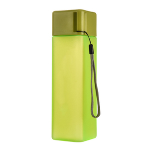 Bouteille d'eau carrée en plastique de 450 ml, matériau PC/PS, bouteille d'eau portable avec cordon, logo personnalisé, couleur transparente mate - Product Image 3