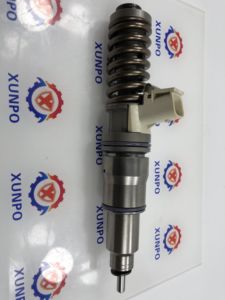 EC290 EC360B 엔진 부품 인젝터 20929906 VOE20929906 D16 엔진에 사용되는 연료 인젝터 - Product Image 2