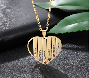 가족을 위한 사용자 정의 스테인리스 심장 디자인 새겨진 이름 목걸이 - Product Image 3